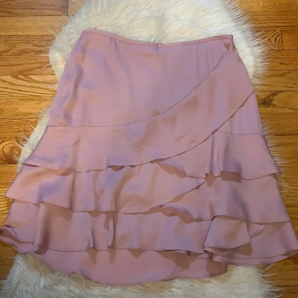 NWT! Women’s New York & Company lilac tiered skirt 10